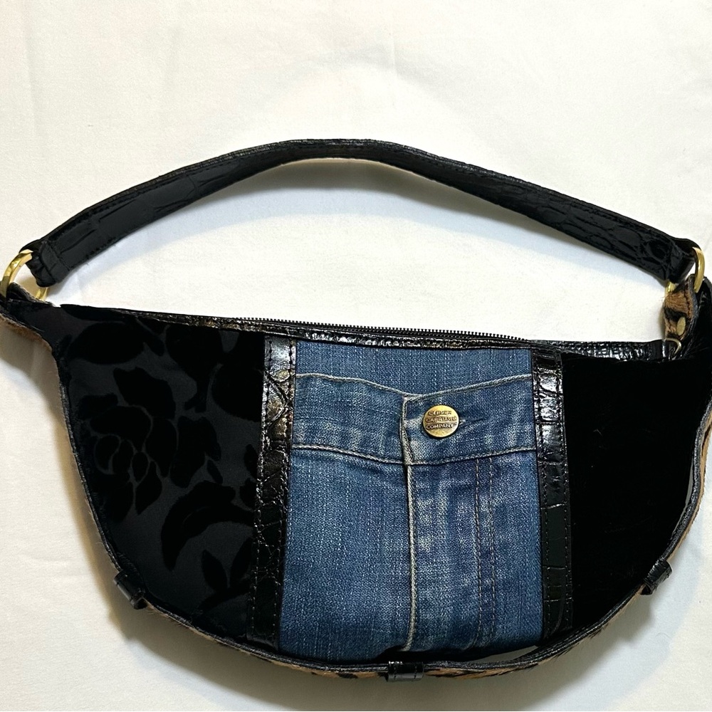 Clever Carriage Stylish Black and Blue Women's Bag